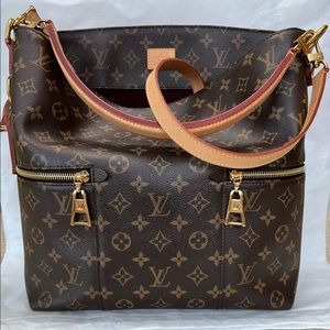 AUTHENTIC Louis Vuitton Melie